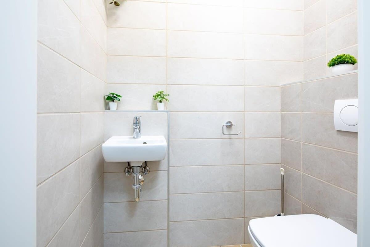 Free Parking - Balcony - Sunny - New Apartment บูดาเปสต์ ภายนอก รูปภาพ